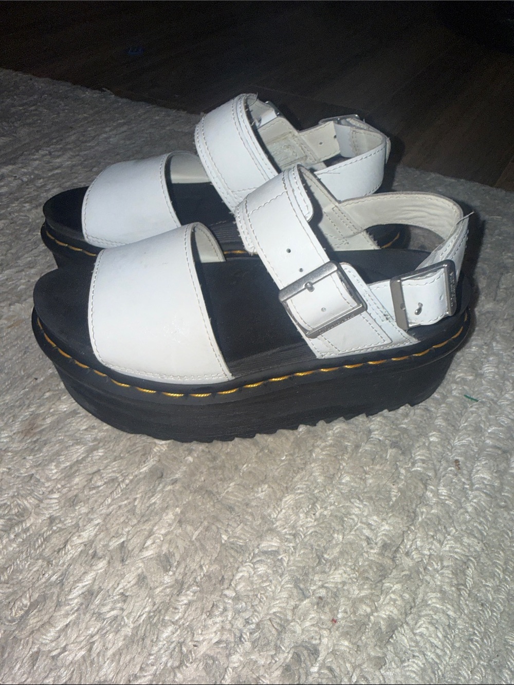 Dr. Martens Voss Quad Leather Strap Platform Sandals size 7